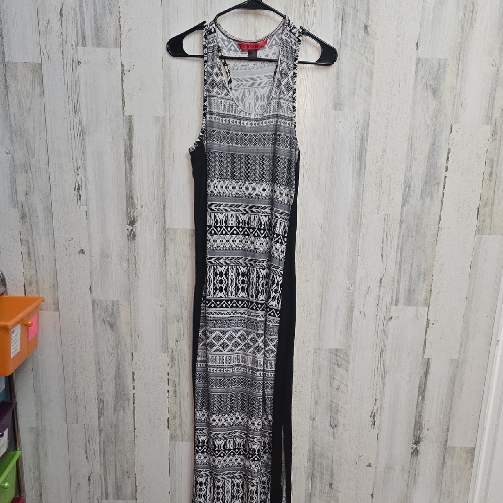 Hot Kiss Black and White Slitted Dress
